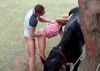 Crazy bestial threesome with a blonde